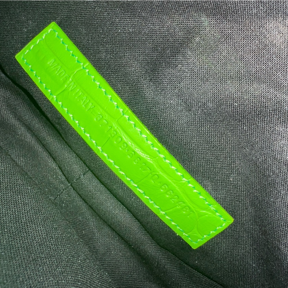 New Balenciaga Le Cagole XS studded neon croc-effect leather bag - Picture 13 of 13